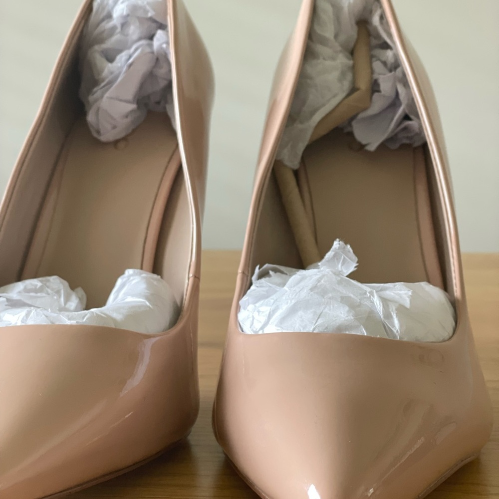 THE PERFECT NUDE PUMP!!! 100% brand new authentic Aldo nude pumps. - Picture 3 of 5